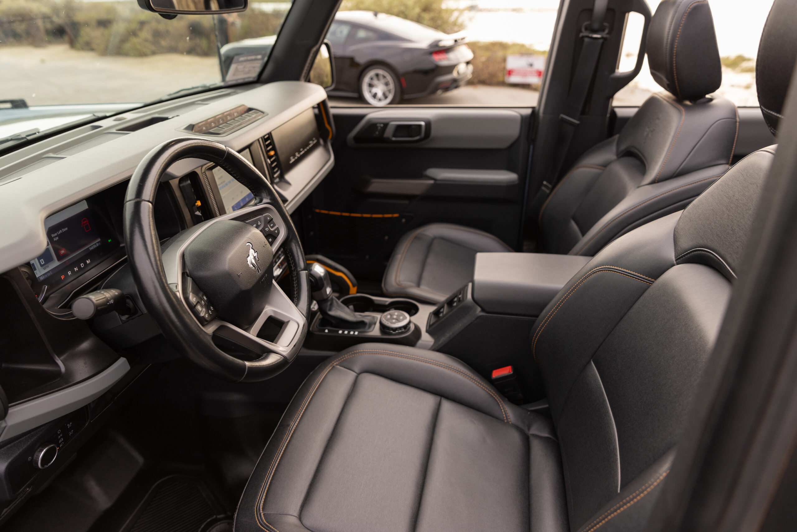 Ford Bronco Badlands Newport Beach rental photo 9