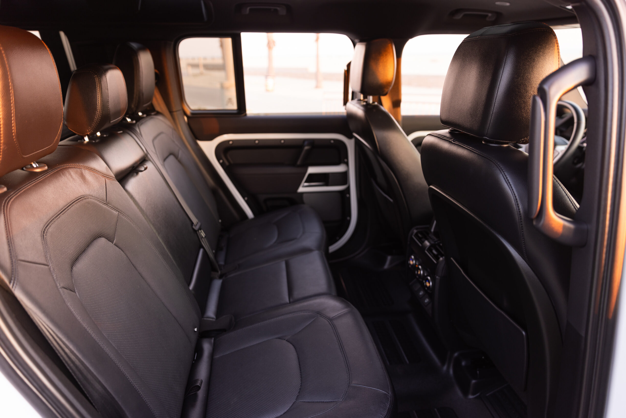 Land Rover Defender 110 Newport Beach rental photo 10