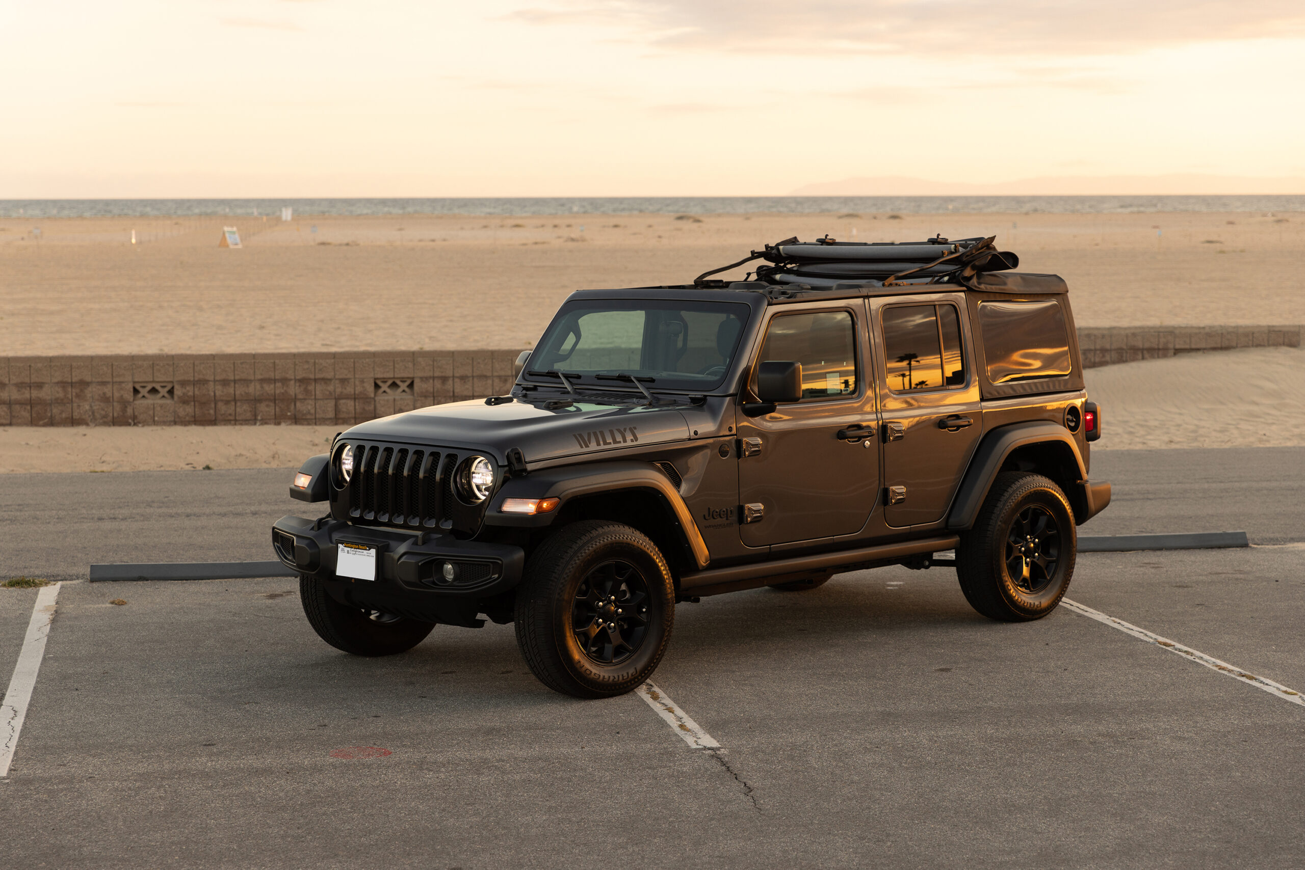 Jeep Wrangler Willys Newport Beach rental photo 12