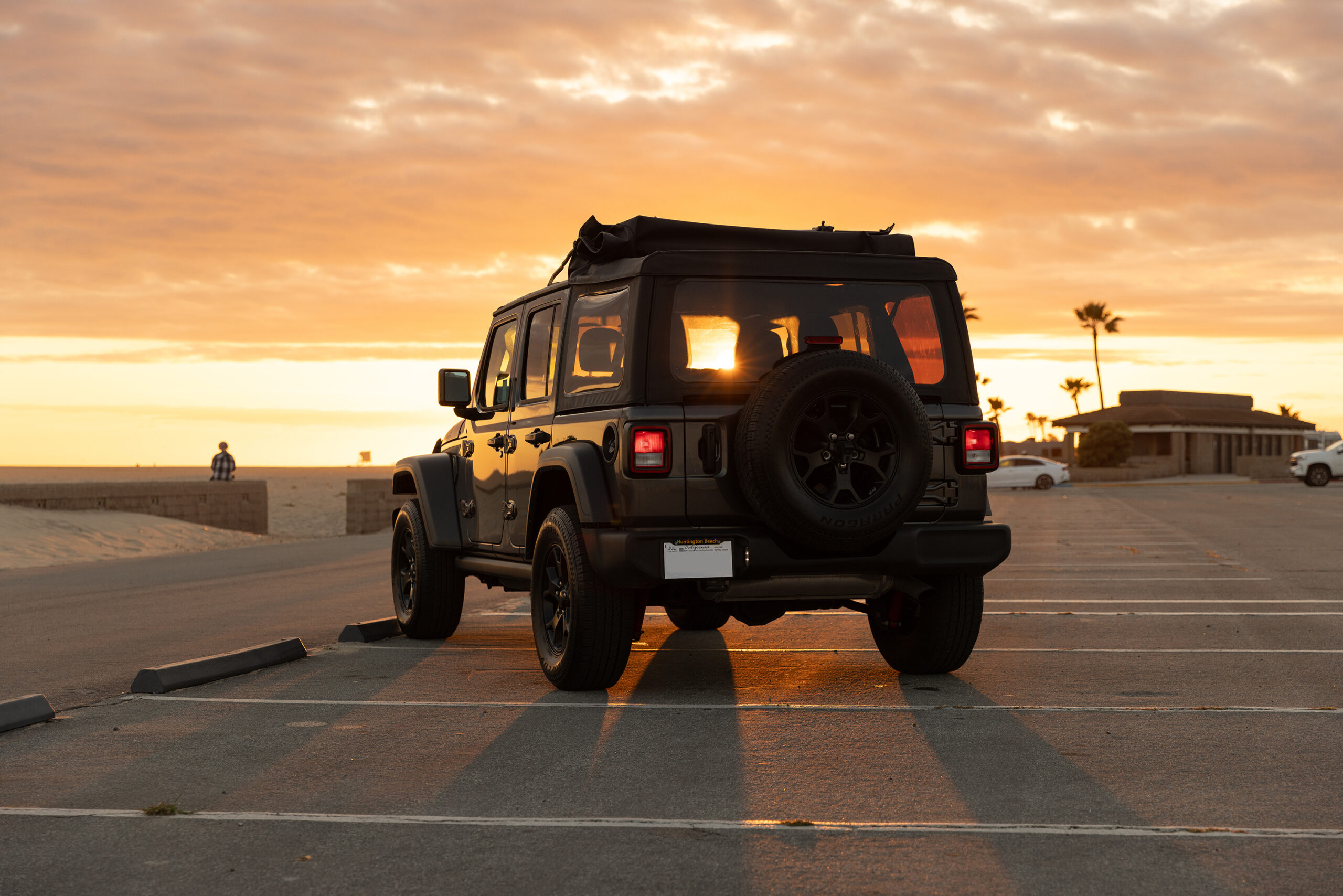 Jeep Wrangler Willys Newport Beach rental photo 4
